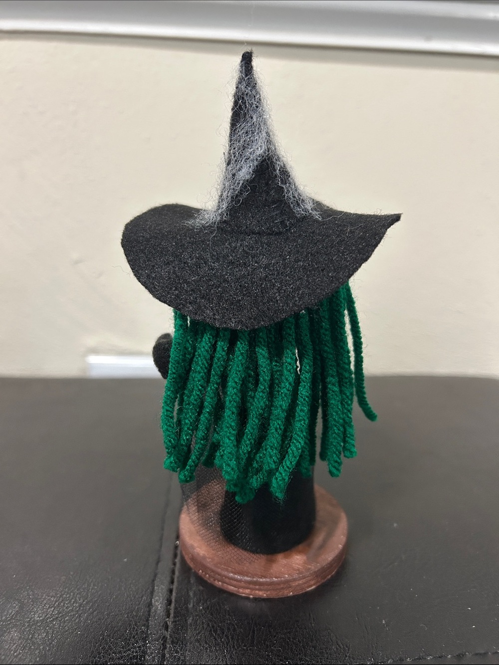 Handmade by my mom - witch with eek sign - Picture 4 of 5